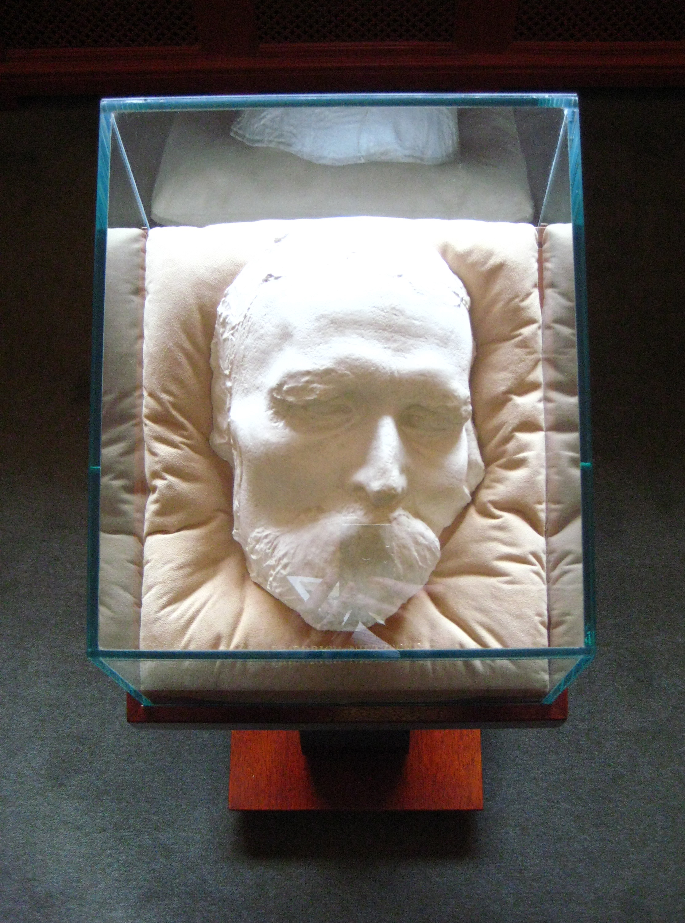 shakespeare death mask