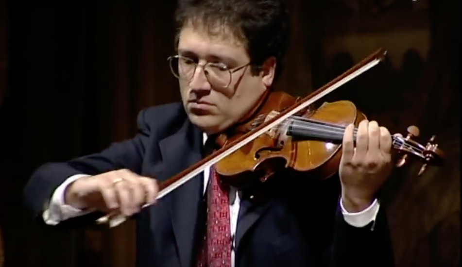 Forføre historie mandskab Watch the World's Oldest Violin in Action: Marco Rizzi Performs Schumann's  Sonata No. 2 on a 1566 Amati Violin | Open Culture