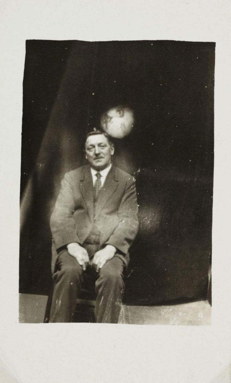 Eerie 19th Century Photographs of Ghosts: See Images from the Long ...