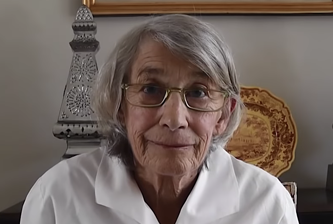 Hear Mary Oliver (RIP) Read Five of Her Poems: "The Summer Day