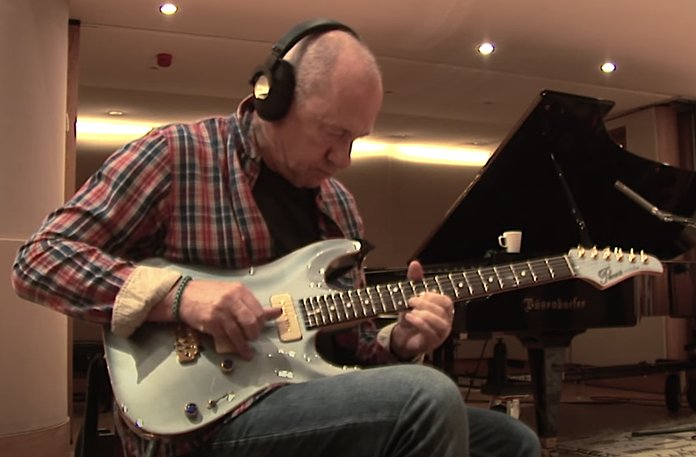 Mark Knopfler Plays a Poignant, Overdriven Version of "The Last Post