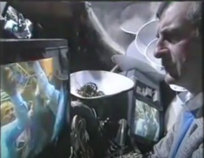 hyperland-the-fantasy-documentary-in-which-douglas-adams-and-doctor