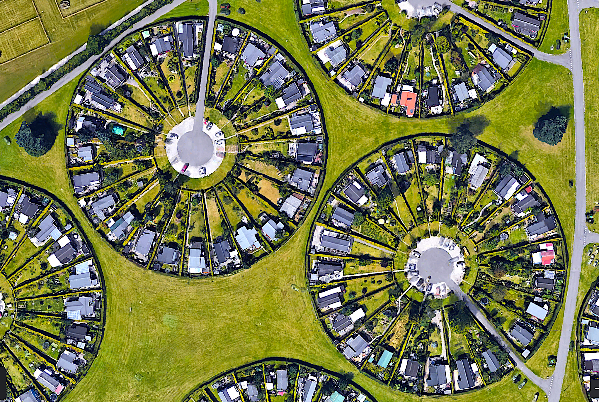 Denmarks Utopian Garden City Built Entirely in Circles: See Astounding  Aerial Views of Brøndby Haveby | Open Culture