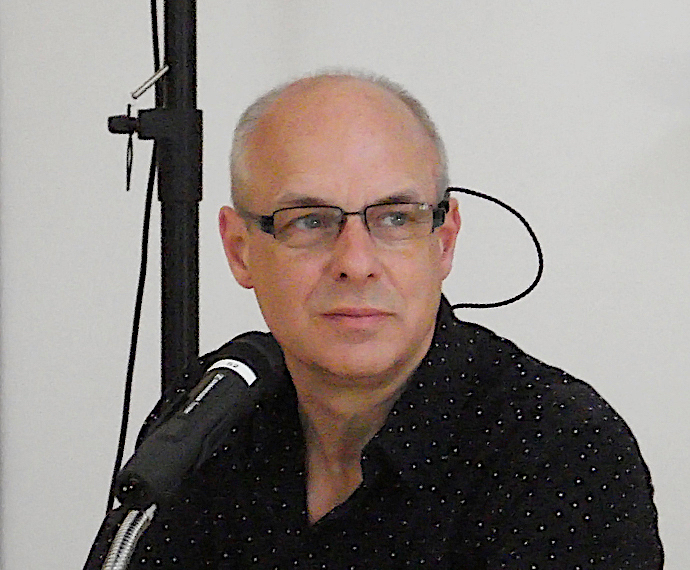 Brian Eno Launches His Own Radio Station with Hundreds of Unreleased  Tracks: Hear Two Programs