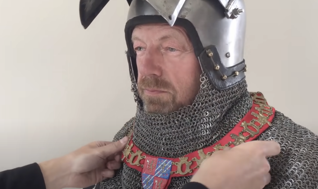 How to Get Dressed & Fight in 14th Century Armor: A Reenactment | Open ...