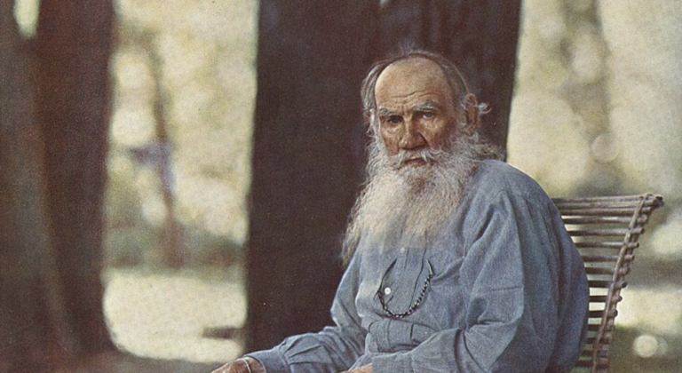 The Only Color Picture of Tolstoy, Taken by Photography Pioneer Sergey Prokudin-Gorsky (1908)