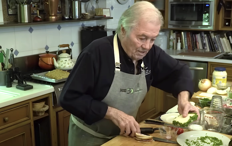 Jacques Pépin Teaches You How to Make James Beard’s Famous Onion Sandwich