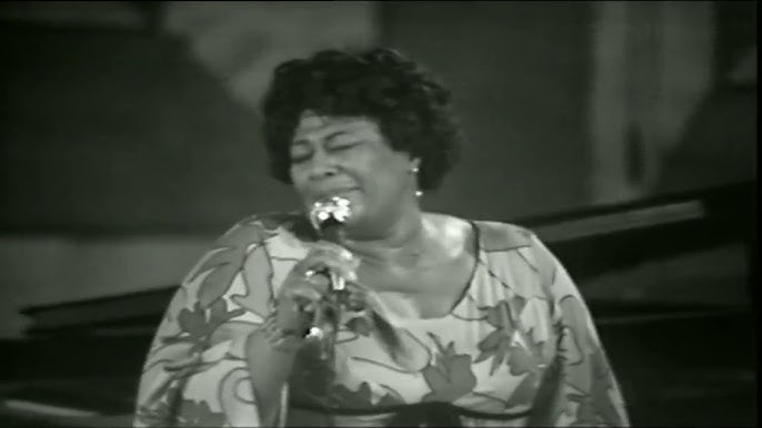Ella Fitzgerald Sings Cream's "Sunshine of Your Love" (1969)