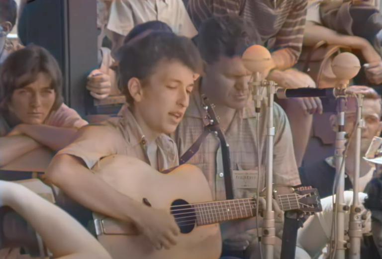 Watch Bob Dylan Make His Debut at the Newport Folk Festival in Colorized 1963 Footage