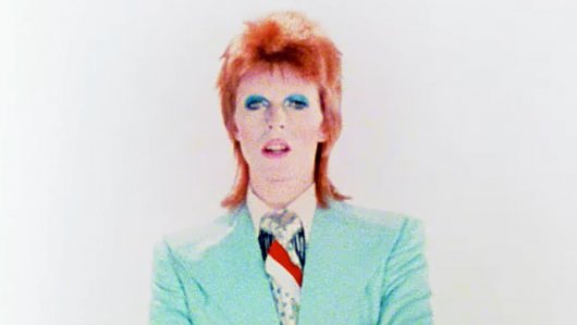 Watch 50 David Bowie Music Videos Spanning Five Decades of Reinvention: “Space Oddity,” “Life on Mars?” “ ‘Heroes’,” “Let’s Dance” & More