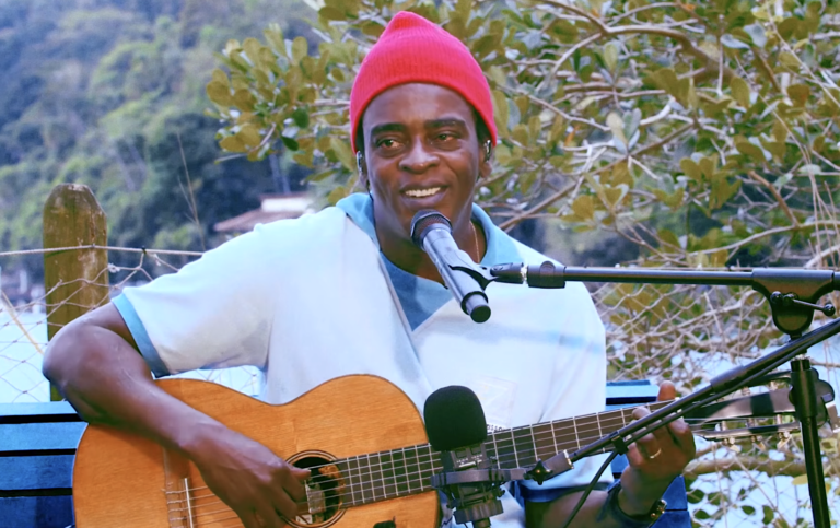 Brazilian Musician Seu Jorge Performs 15 Iconic Bowie Songs in Portuguese to Mark the 10th Anniversary of Bowie’s Passing
