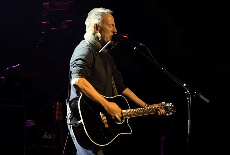 Bruce Springsteen Won’t Back Down: Performs “Streets of Minneapolis” Live in Minneapolis