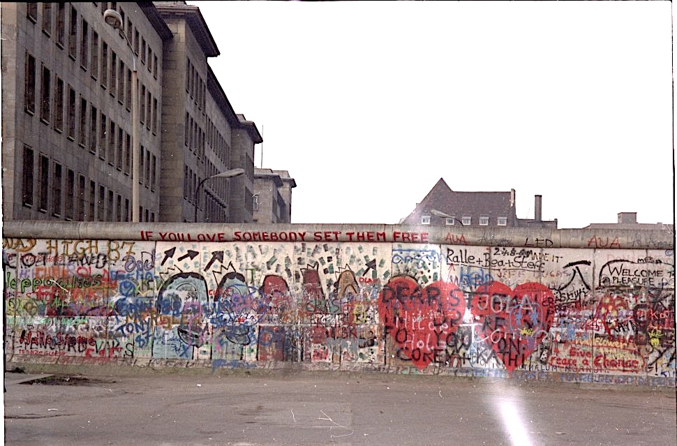 Take a Random Walk Around the Berlin Wall Just Months Before Its Sudden Fall (Summer 1989)