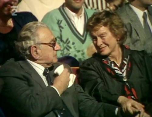 The Touching Moment When Nicholas Winton (RIP) Met the Children He ...