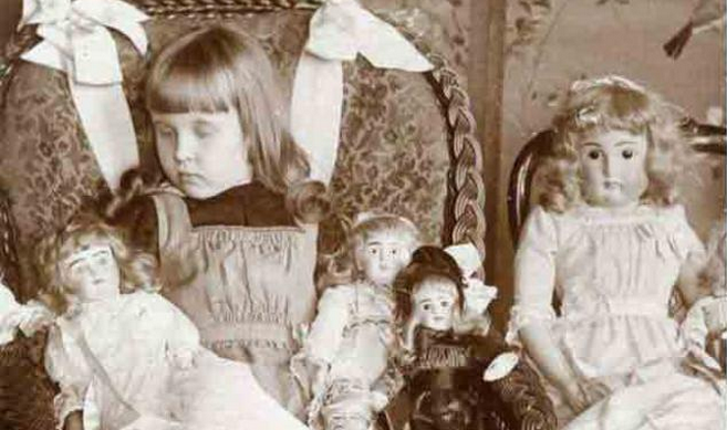 Newest 19th century post mortem cabinet photo of a child