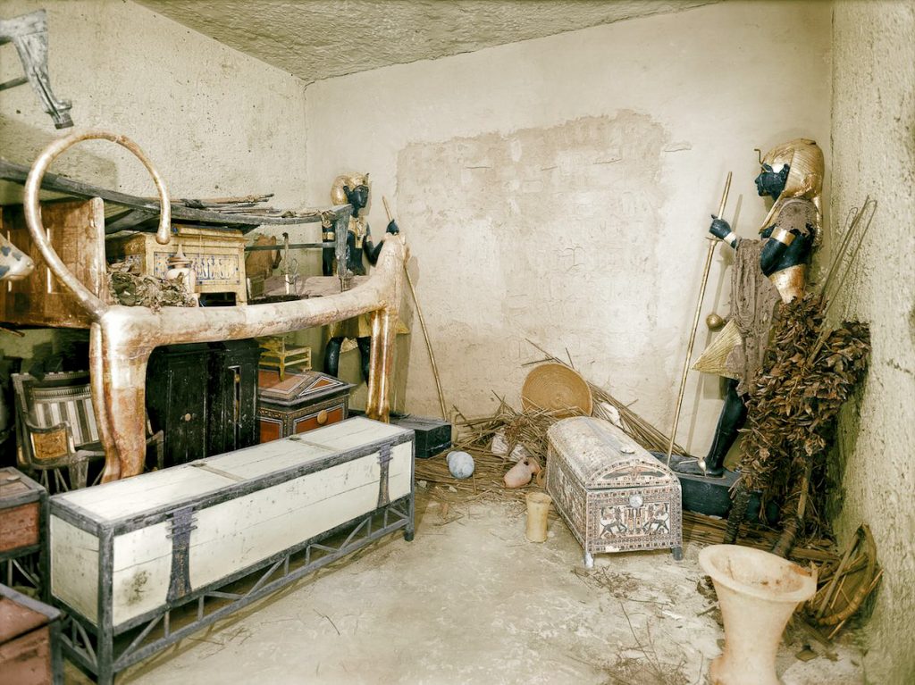 The Opening Of King Tuts Tomb Shown In Stunning Colorized Photos